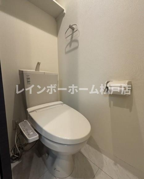 エルヴィータ新松戸のトイレ|ゆったりとした空間のトイレです