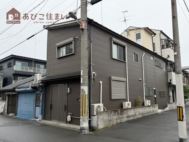 戸縦の外観