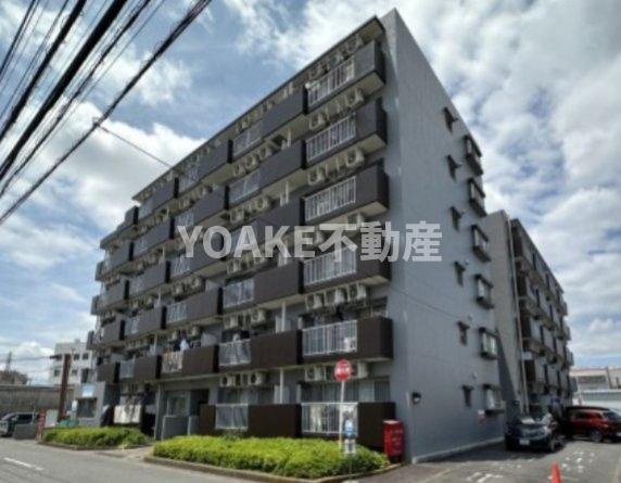 フラット座間の外観
