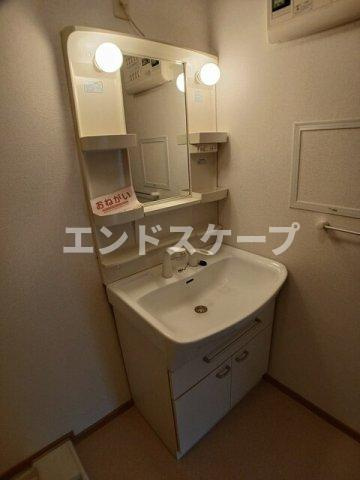 メゾン・デュ・ソレイユⅢの洗面所|高崎、前橋のお部屋探しはエンドスケープまで！お客様の理想お聞かせ下さい♪