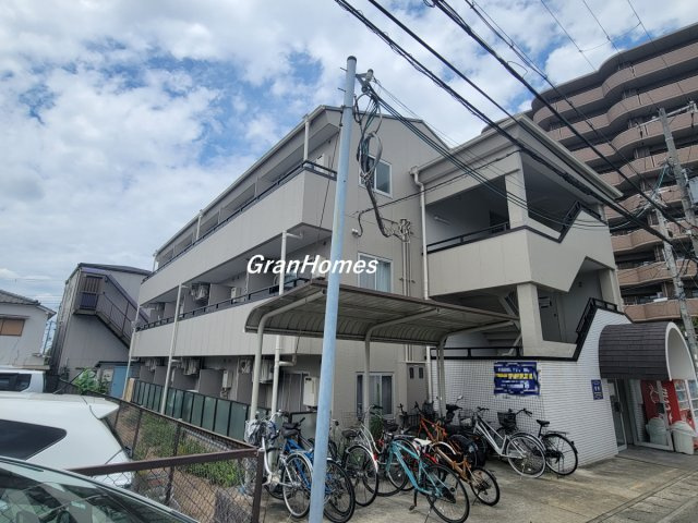 久保ハイツの外観