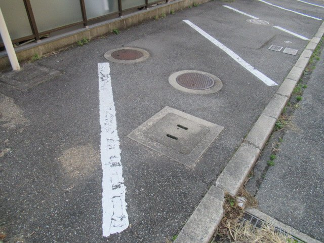 久保ハイツの駐車場