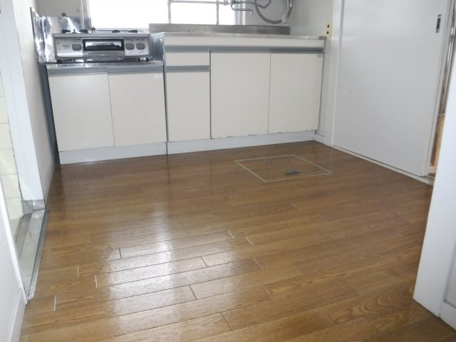 パークサイドのキッチン|他のお部屋の参考写真となります。