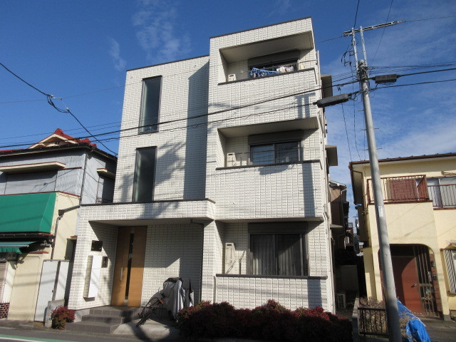 クレスト山手のエントランス|気楽な１フロア１住戸　耐震耐火旭化成へーベルメゾン