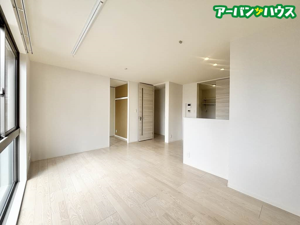 アイリスⅡの居間・リビング
