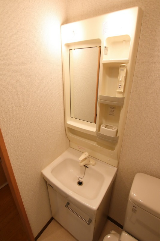 リファレンス下呉服町の洗面所|シンプルで使いやすい洗面台です！