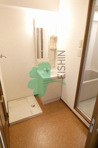 ウィステアリア博多東の浴室