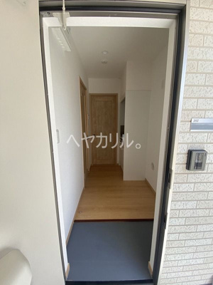 【玄関】 | セレスト井土ヶ谷 | 同建物別部屋参考
