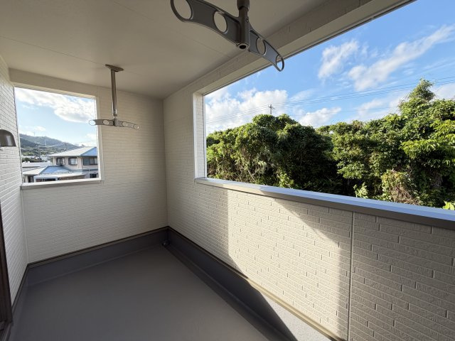 糸満市名城　第1（全2棟）のバルコニー|※同施工会社写真です 