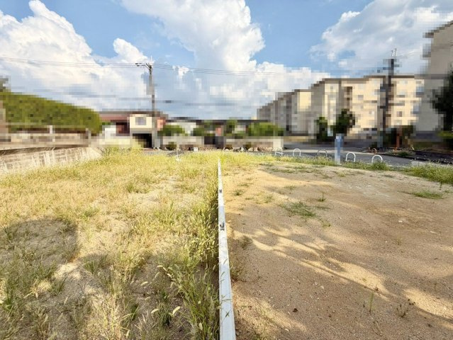宮山台４丁目　新築分譲住宅の外観|シャワー付き洗面台ですので、寝ぐせ直しもラクラクですね！