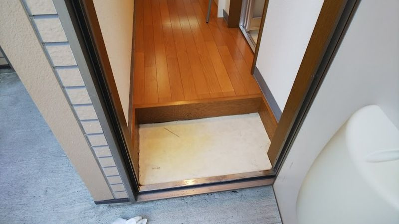 インベスト東大井の玄関