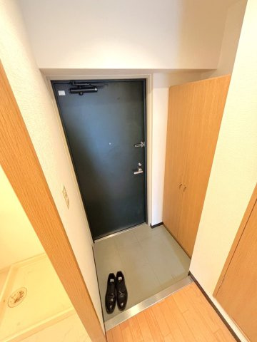 レジデンス99の玄関