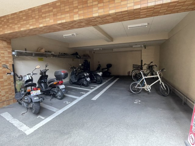 ライオンズマンション交通局前のその他共用部分