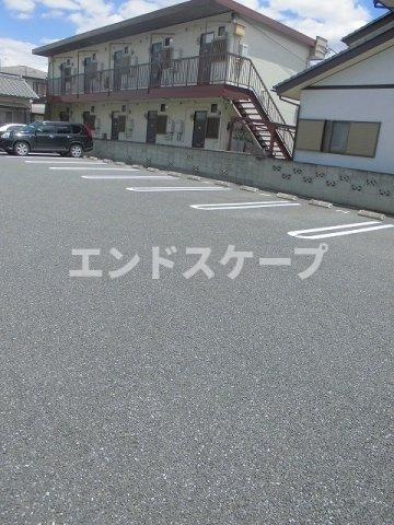 カーサ・セレーノの駐車場|高崎、前橋のお部屋探しはエンドスケープまで！お客様の理想お聞かせ下さい♪