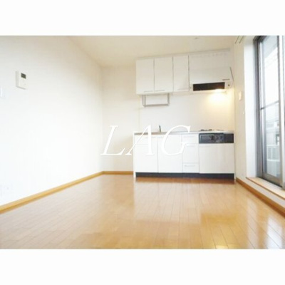 【居間・リビング】 | メゾン・ル・ソール | 洋室のお部屋です。