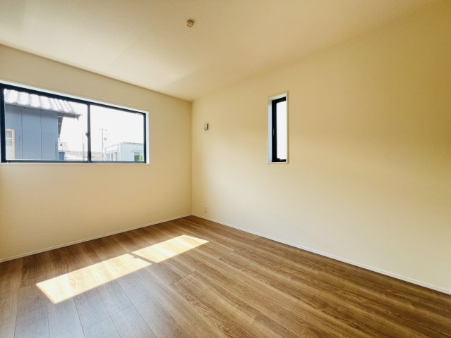 半田市岩滑高山町3丁目118-6『仲介手数料無料』新築一戸建て・建売の洋室