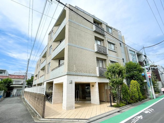 ドルチェ経堂の外観