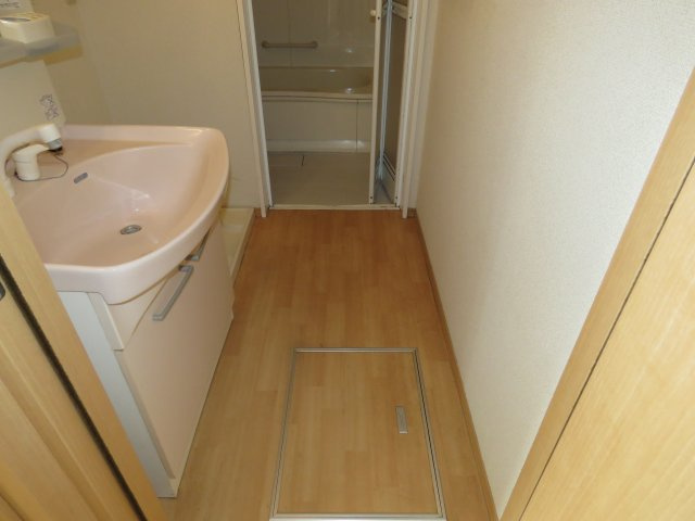 ヴェールトワBの洗面所