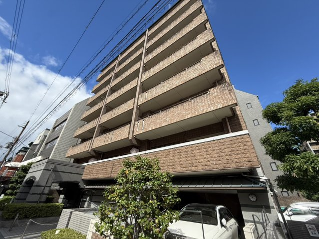 グラビスコート三条堺町
