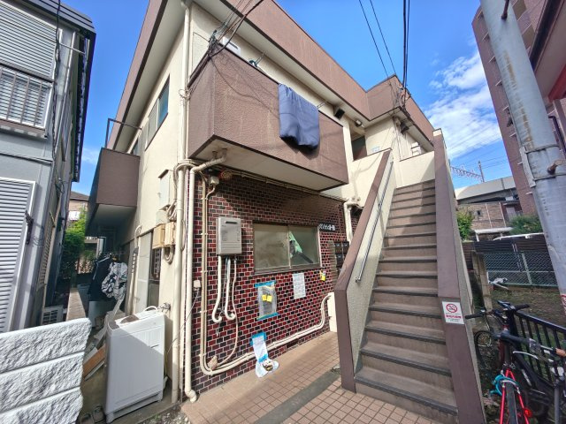 メゾンリッシュ第一西船のエントランス