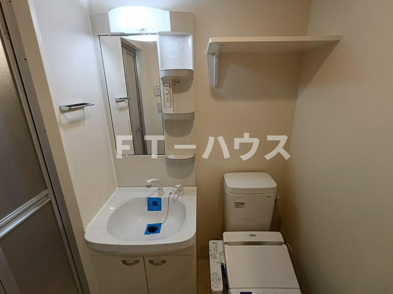 レジディア西船橋の独立洗面台