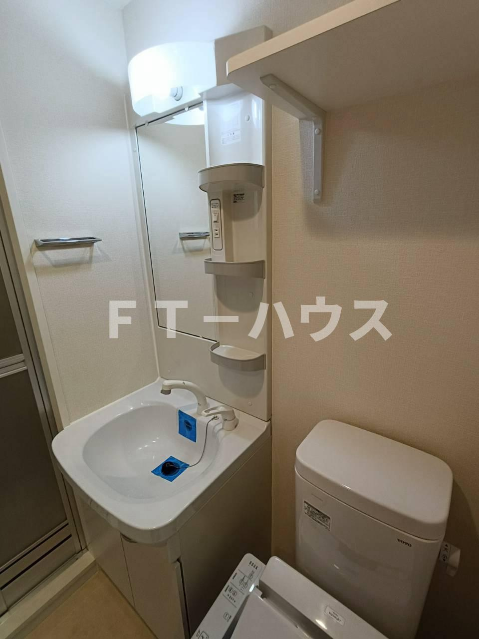 レジディア西船橋の独立洗面台