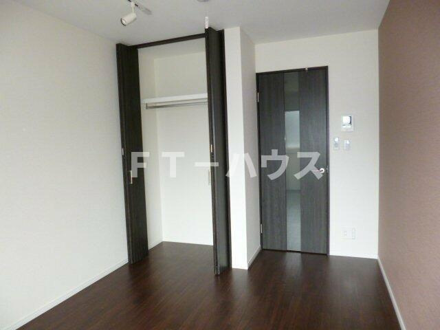 Ｅｌｕａ　Ａｎｅｌａの寝室