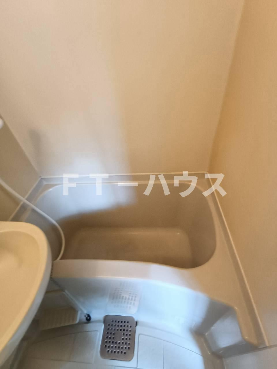 ハートハウス原木中山の浴室