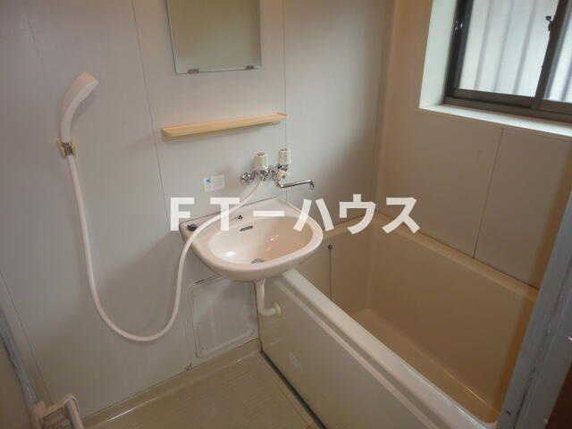パレス中山の浴室