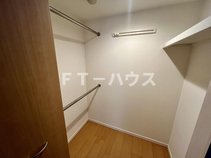 LUMIEREの収納|ウォークインクローゼット