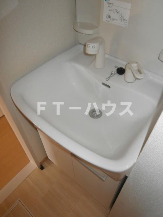 ロイヤルヒルズKの洗面所|洗面所