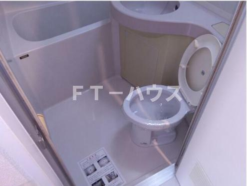 ローズガーデン５３番館（Ａ－０５３）の浴室