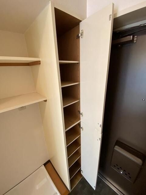 ホロンプラザ行徳の玄関