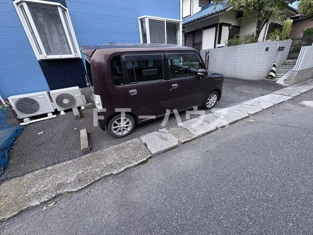 グレイスキゲツの駐車場