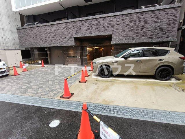 Ａｌｉｖｉｓ船橋Ｅａｓｔの駐車場