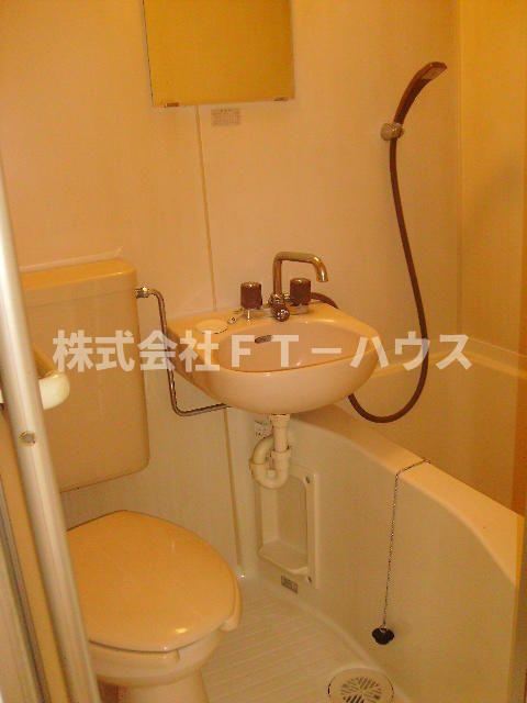 ピュアハウス山手Ａの浴室