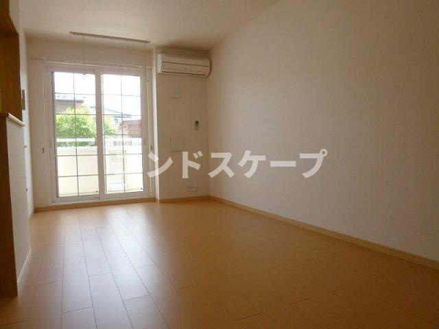 ヌーベル・ホーリーズＢの居間・リビング|高崎、前橋のお部屋探しはエンドスケープまで！お客様の理想お聞かせ下さい♪