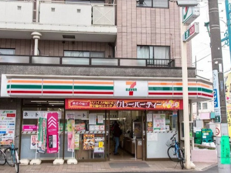 ヴィヴァーチェの周辺