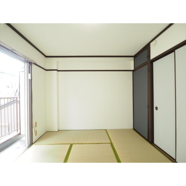 メゾン新中野の寝室