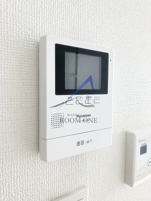 メゾンバディス羽田Ⅱのセキュリティ|モニター付きインターホンです。