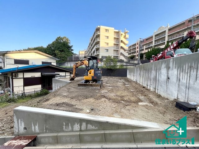 ●3(土)4(日)現地案内可能！ 奈良市三碓　全3邸の外観|建築中ですが現地を見ると分かる事もございますので、ぜひ一度現地をご覧ください。
