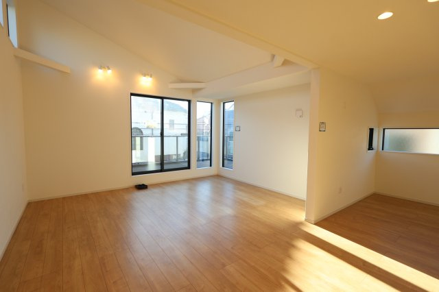 《仲介手数料無料》練馬区北町５丁目5-6新築一戸建てKEIAI GRACE