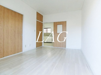 【居間・リビング】 | トーシンハイツ西葛西 | 洋室のお部屋です。