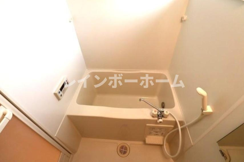 グランジュテの浴室