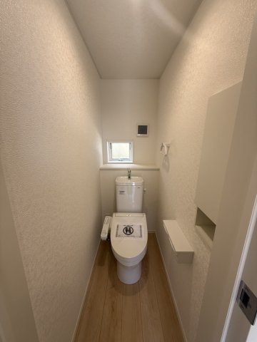 クレイドルガーデン山口市天花 第3　3号棟のトイレ