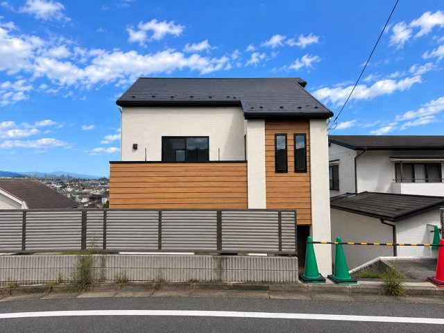 めじろ台1丁目新築4LDKの外観パース