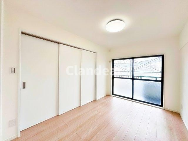 ガーデンコート松戸五香の洋室|ドキドキの新生活も、安心してスタート。ぴったりの住まいを見つけませんか？クランディアが一緒に住まい選びをサポートします‼　まずは、お気軽にお問合せください　＃クランディア