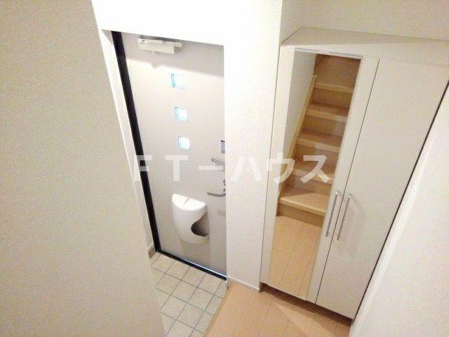 フェアリールゥーの玄関