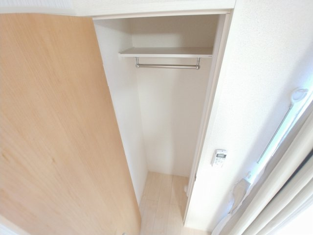 クレイノルピナス参番館の内装|ウォークインクローゼット小