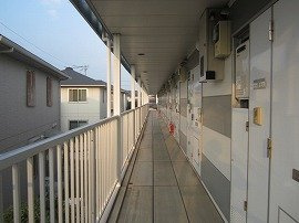 レオパレスひだまりのその他|2階廊下